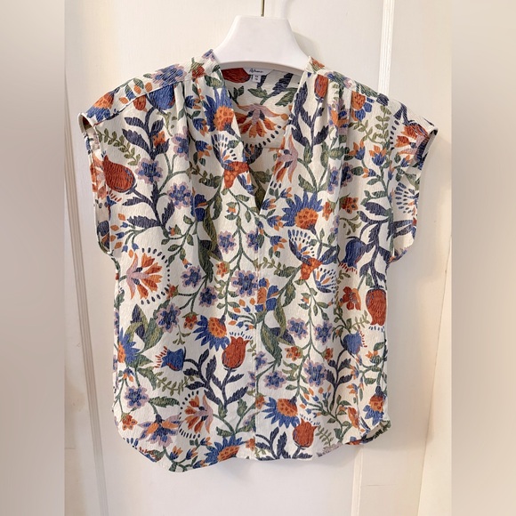 REITMAN’S SHORT SLEEVE COLOURFUL FLORAL V-NECK TOP - Picture 4 of 12